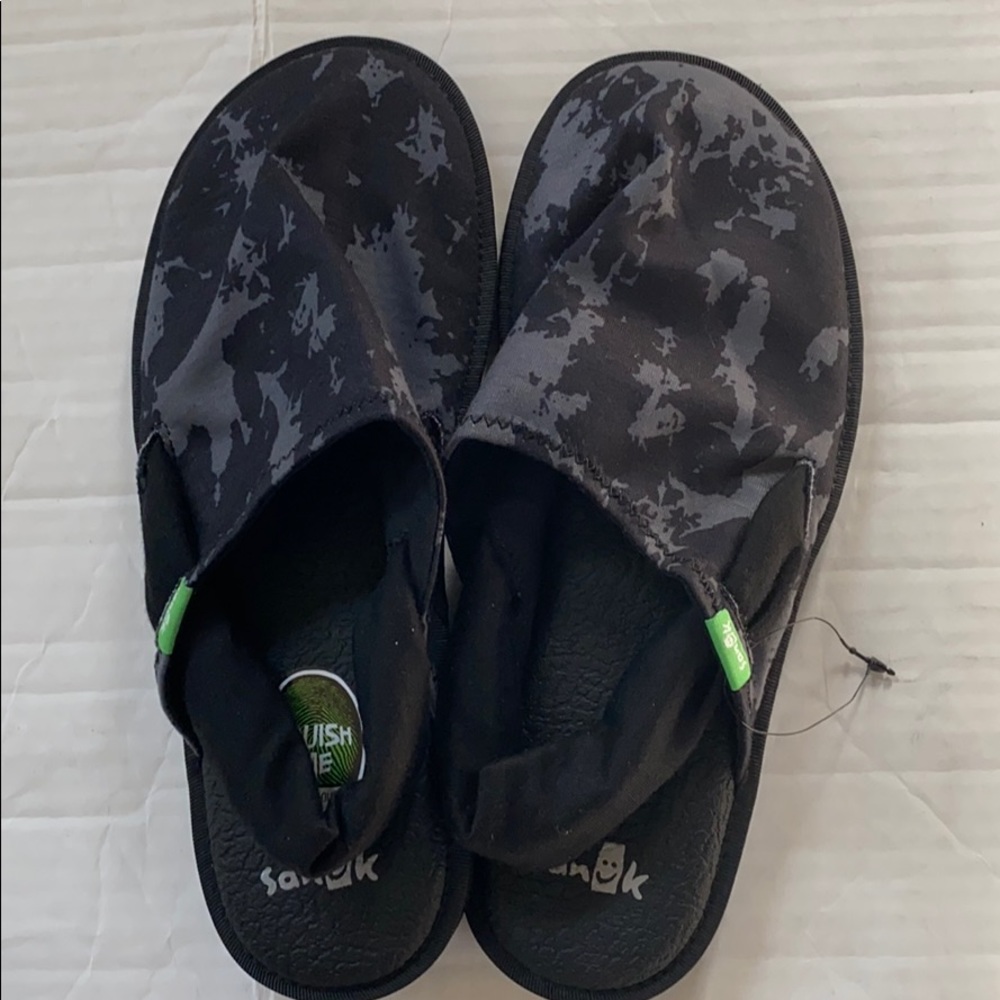 New Sanuks W/O tags - Picture 2 of 8